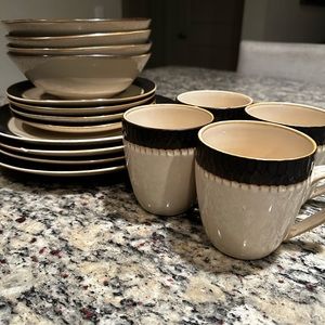 Crate & Barrel | 16 Piece Scavo - Embossed Metallic Brown Border